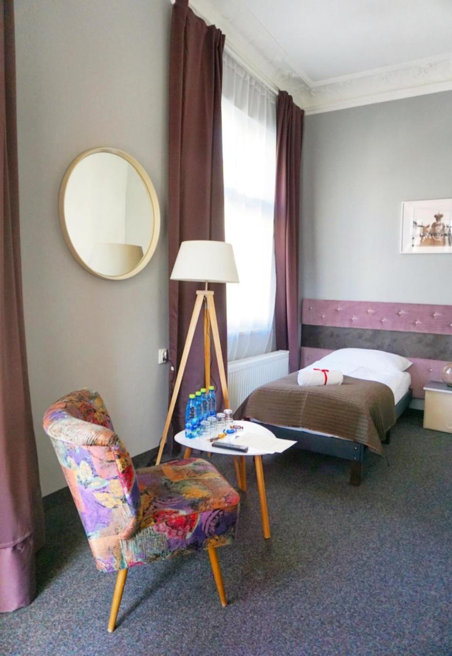 Guest house Expolis - Center - 24h #betterthanyourex 3*