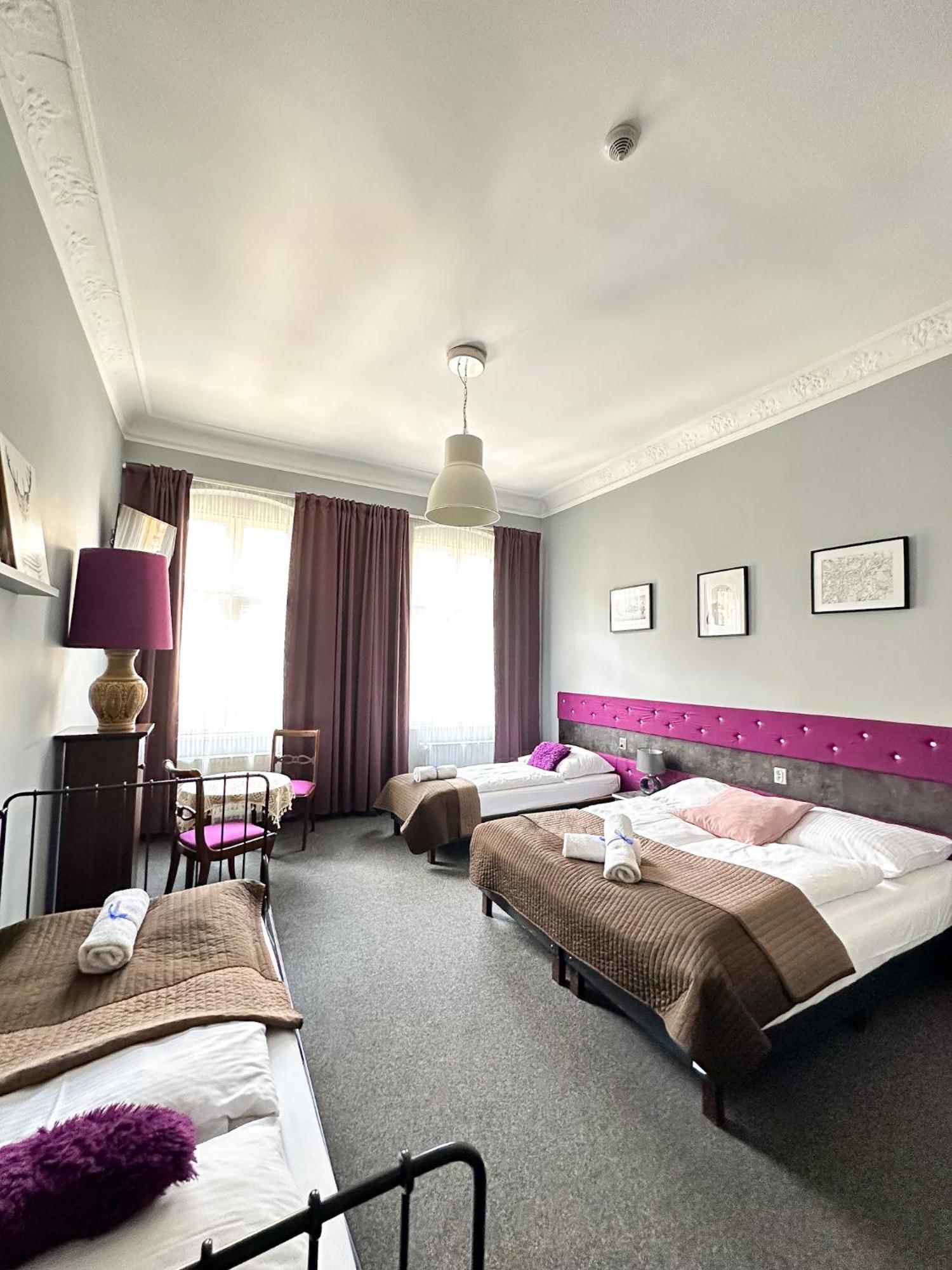 Expolis - Center Mtp Targi - 24h #betterthanyourex Guest house 3*