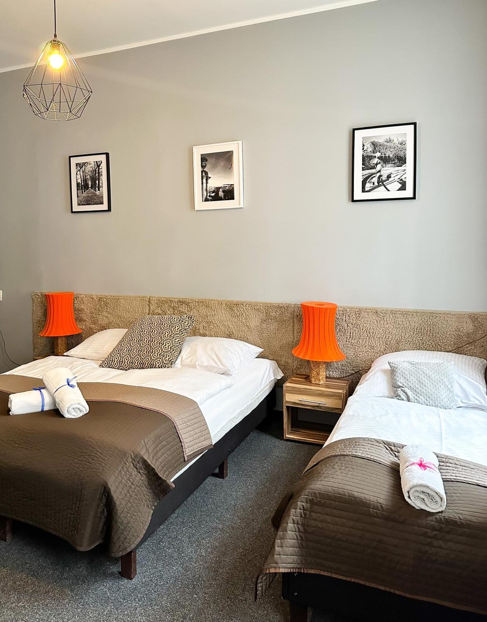 Expolis - Center Mtp Targi - 24h #betterthanyourex Guest house Poznan