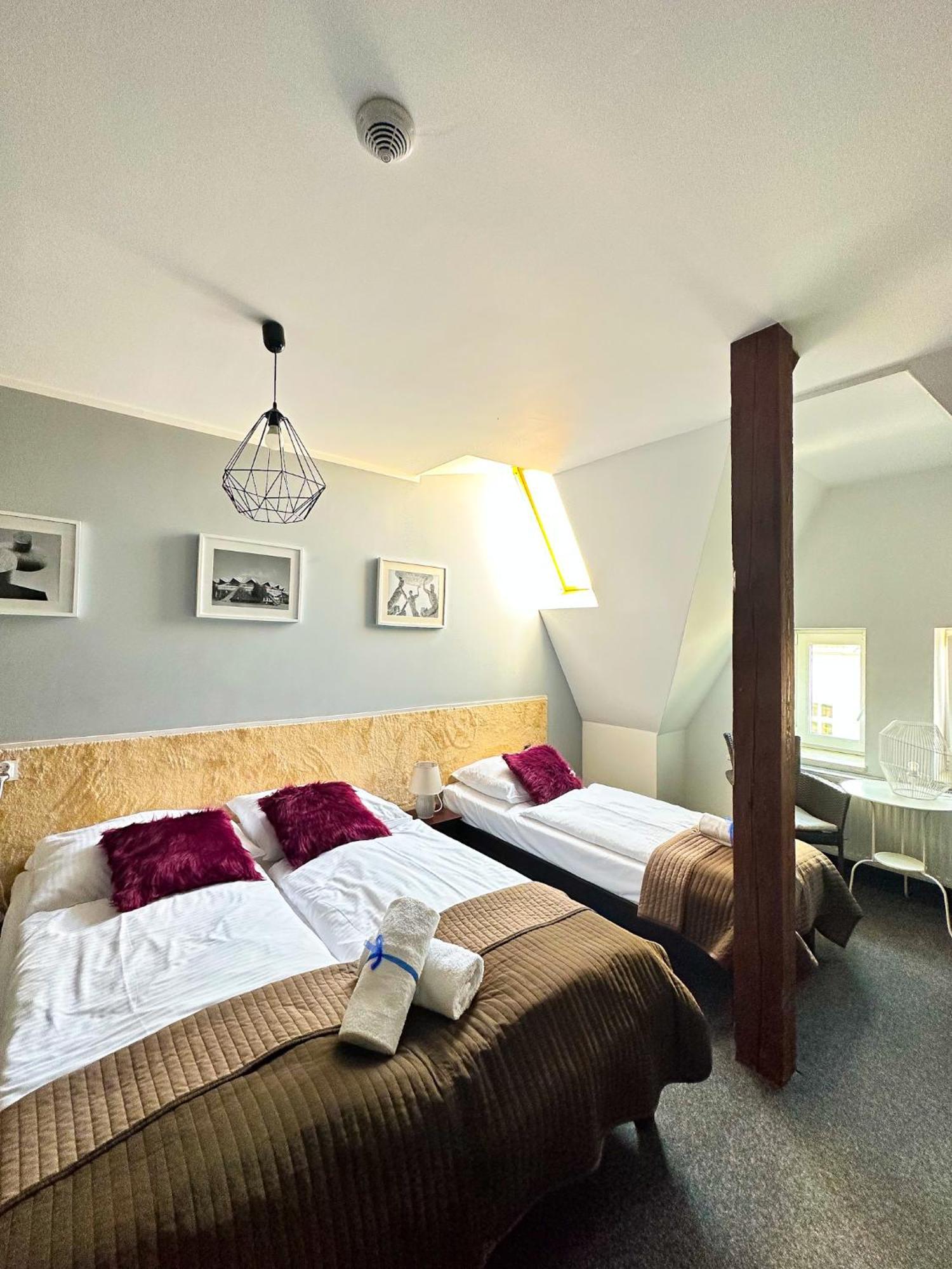 Expolis - Center Mtp Targi - 24h #betterthanyourex 3* Poznan