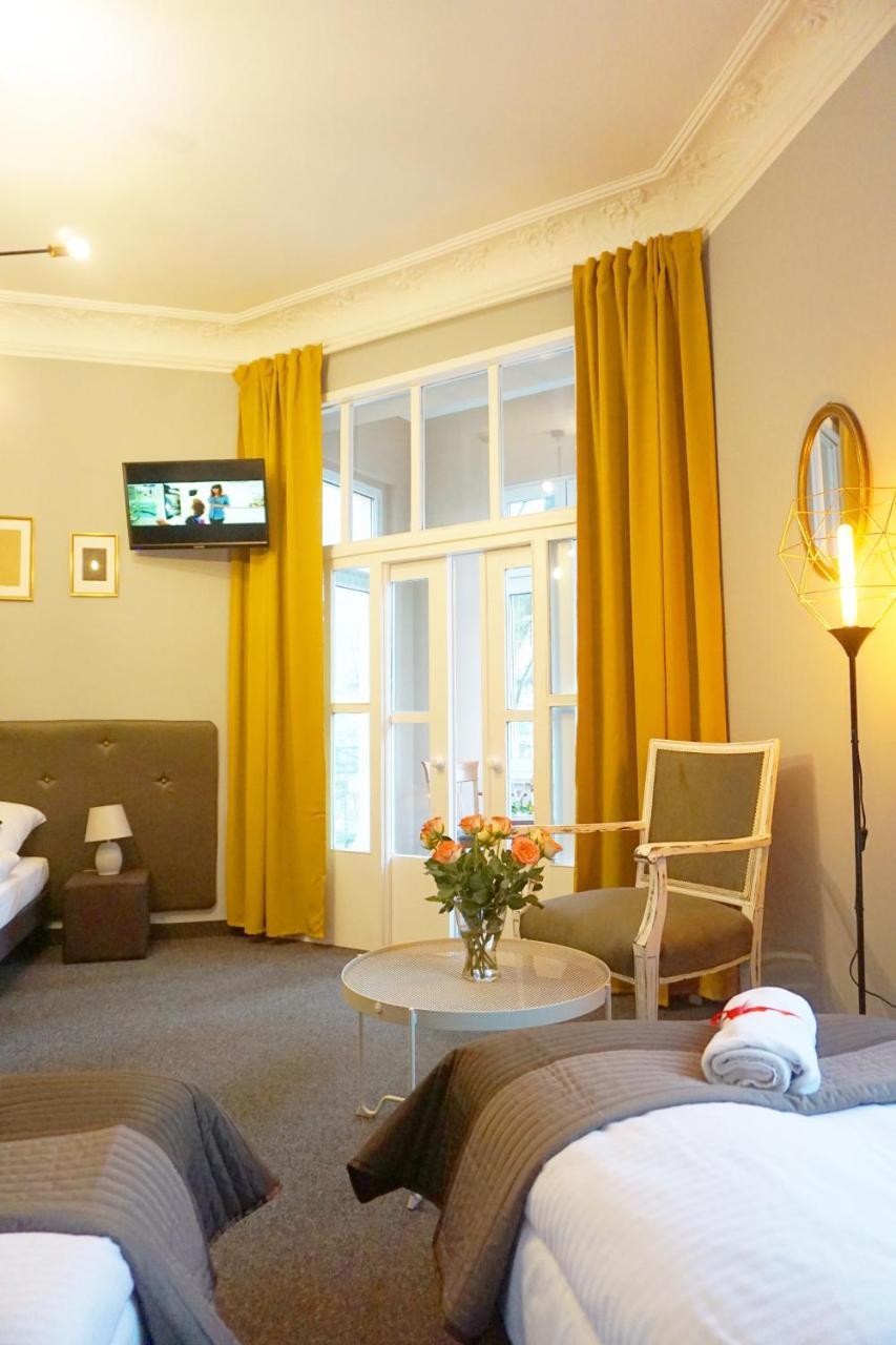 Expolis - Center Mtp Targi - 24h #betterthanyourex