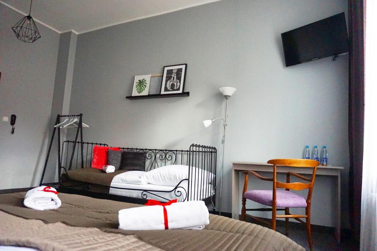 Expolis - Center Mtp Targi - 24h #betterthanyourex Guest house Poznan