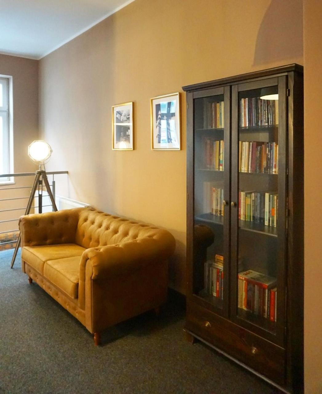 Expolis - Center Mtp Targi - 24h #betterthanyourex Guest house 3*